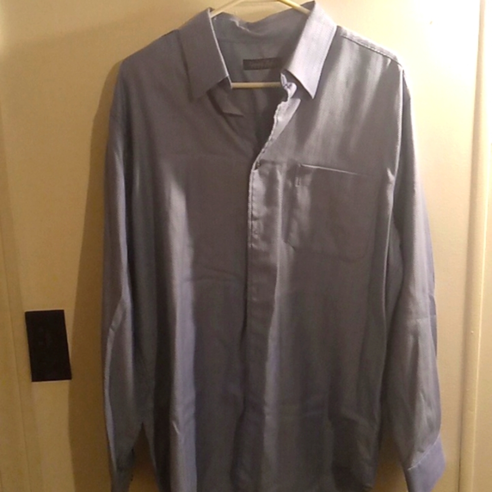 Kenneth Robert's Platinum long sleeve button up large shirt